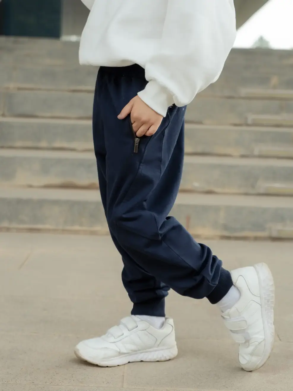 Quần nỉ kid túi khóa - Navy - 2