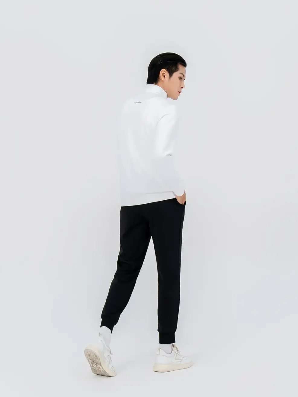 Áo khoác thể thao nam bo gấu  - Trắng - M