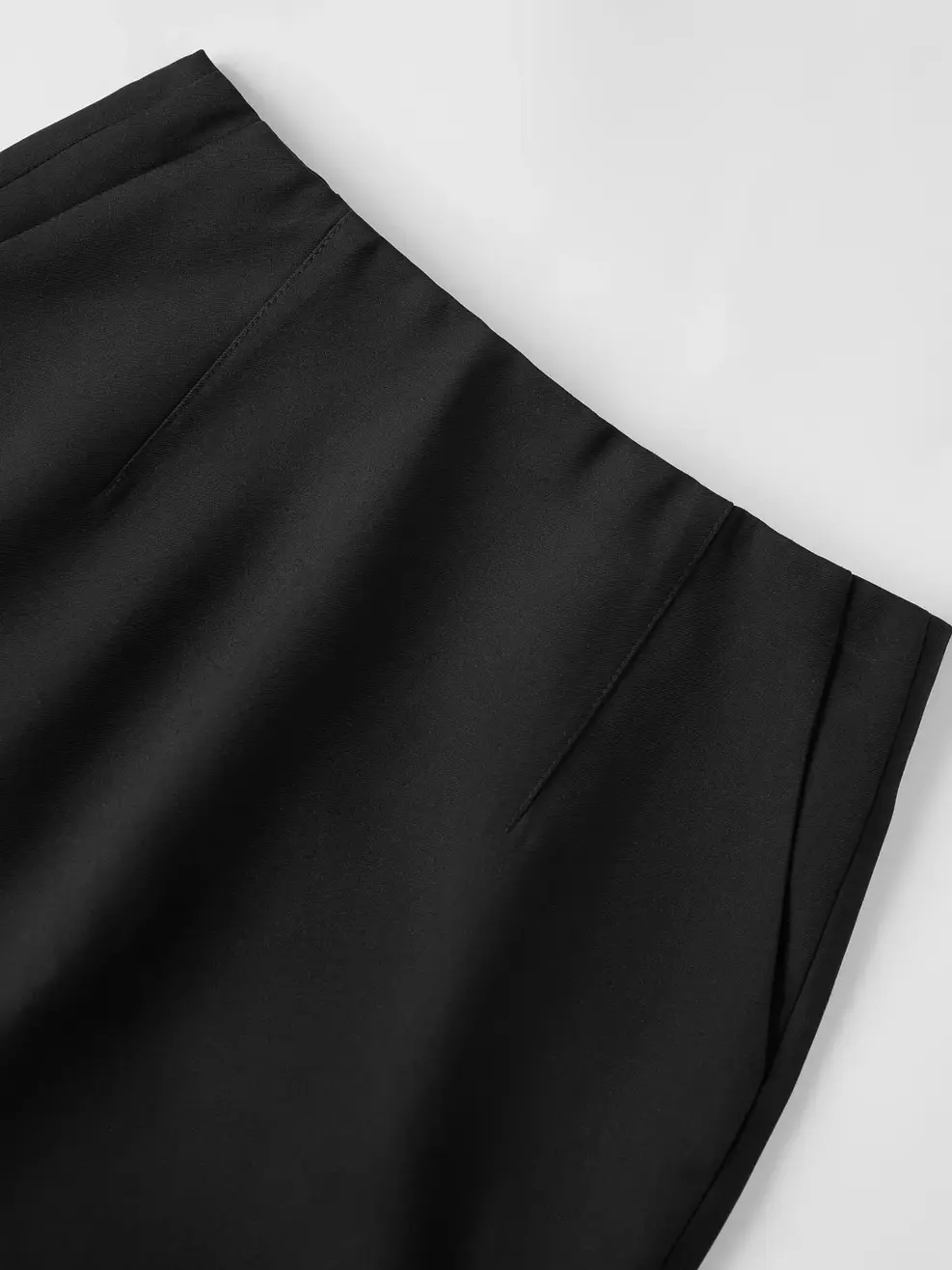 Chân Váy Straight Over The Knee Essential - Đen 001 - S