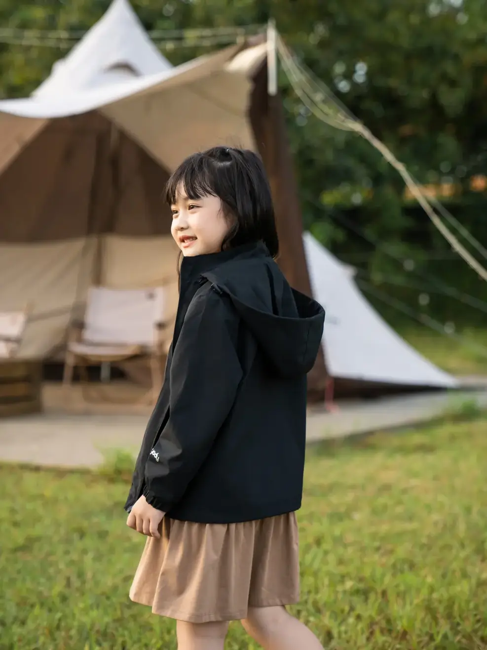 Áo gió kid bé 3C Plus - Đen - 4-5