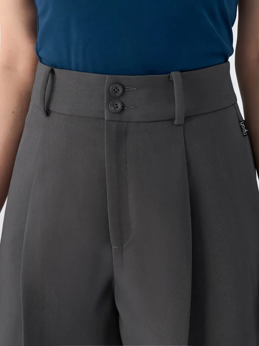 Quần Sooc Nữ Form Rộng - Ghi Đậm - S