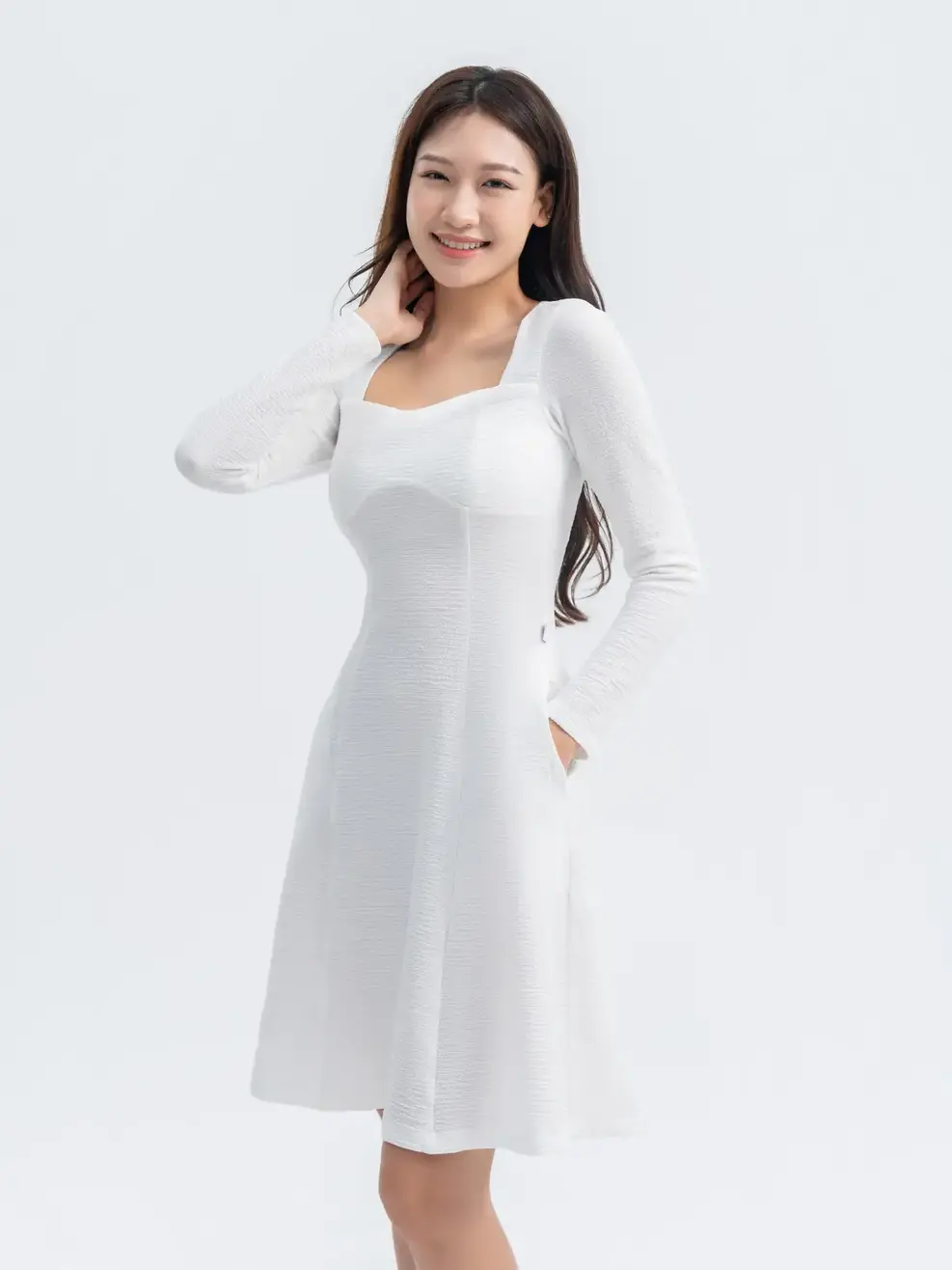 Đầm Đông Nữ Tay Dài Cổ Vuông - Trắng - S