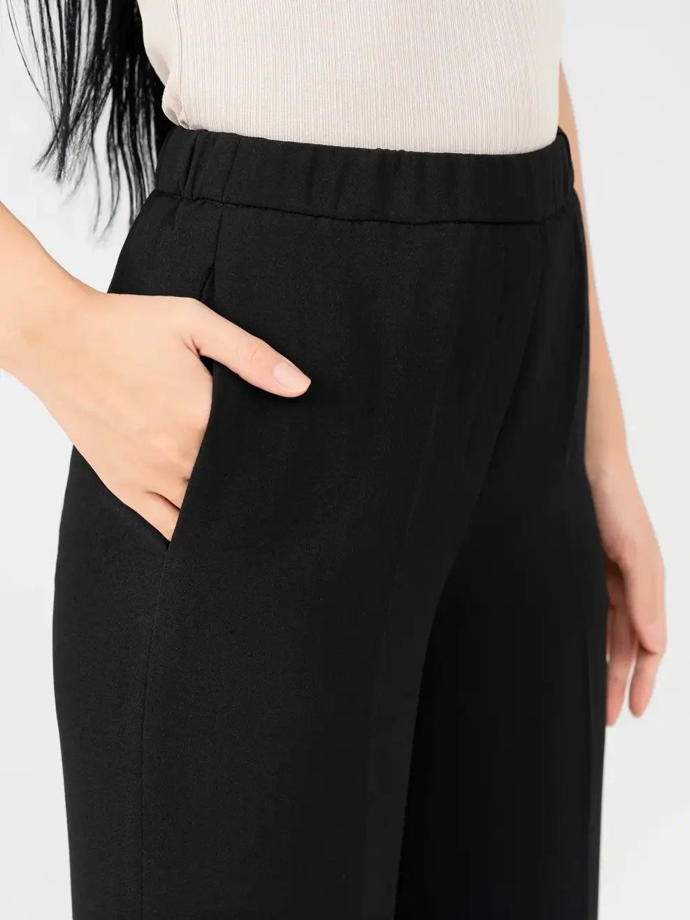 Quần Tây Nữ Suông Chun Luồn Lưng Sau - Đen - M