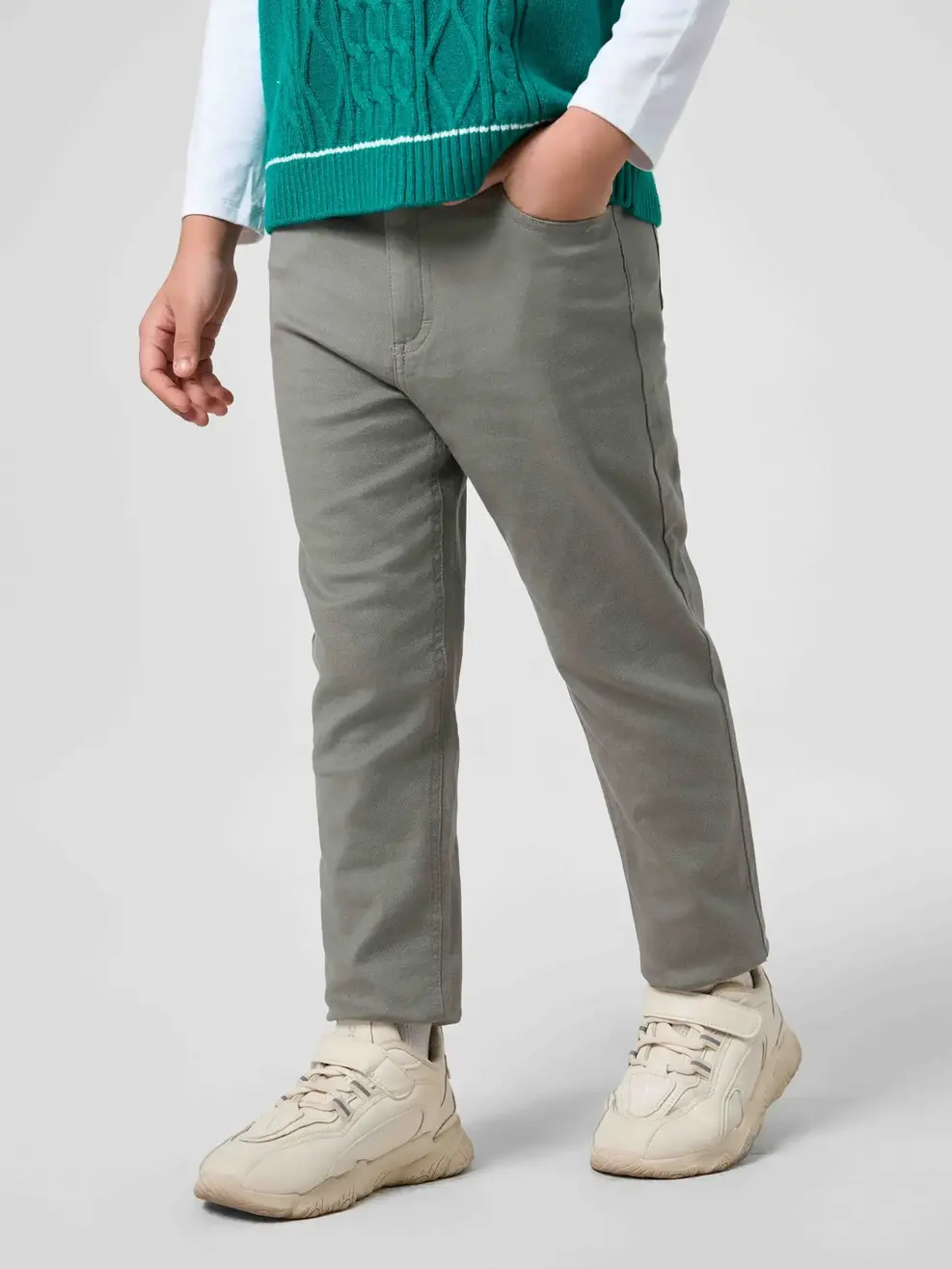 Quần Kaki Kid Cơ Bản - Ghi Đậm - 6-7