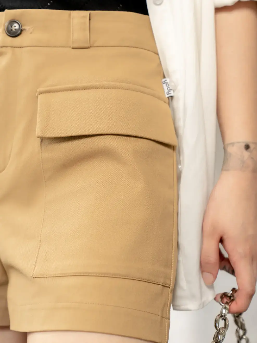 Quần sooc nữ kaki nắp túi - Nâu nhạt - S