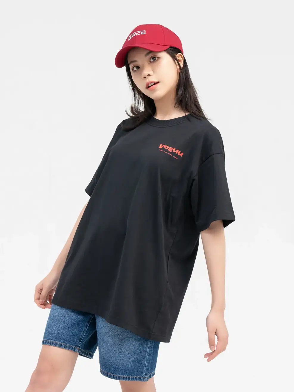 Áo T-shirt Yoguu Sticker - Đen - 1