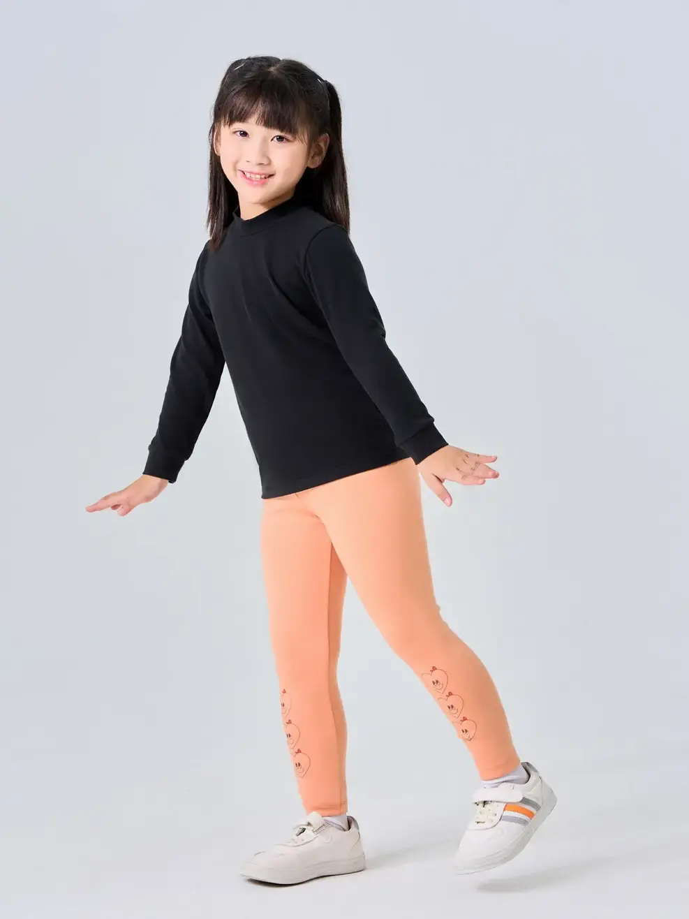 Áo Thu Đông Trẻ Em Cổ Cao - Đen - 2-3