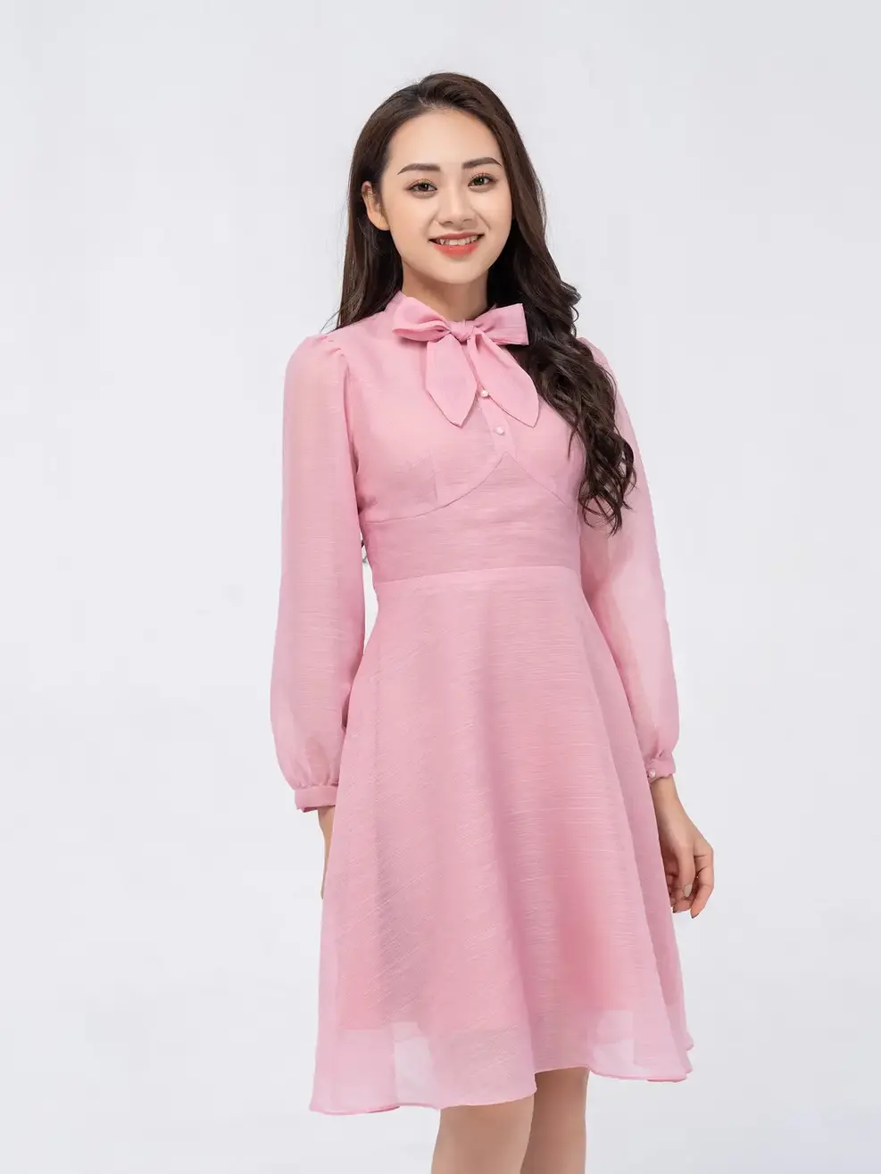 Đầm tơ cổ nơ - Hồng - M