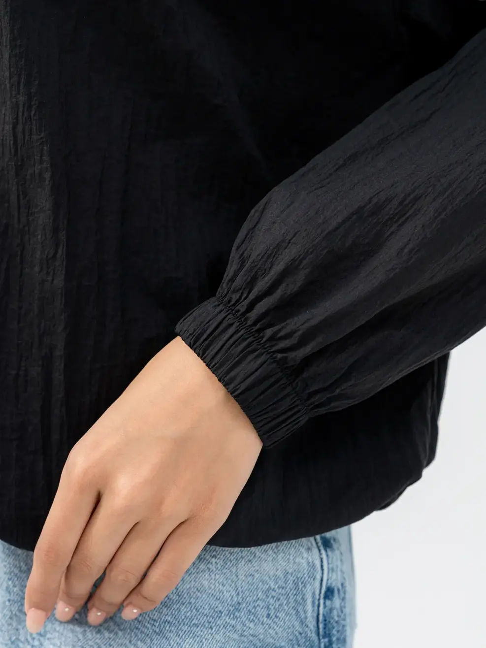 Áo Khoác Thể Thao Nữ Siêu Nhẹ - Đen - M