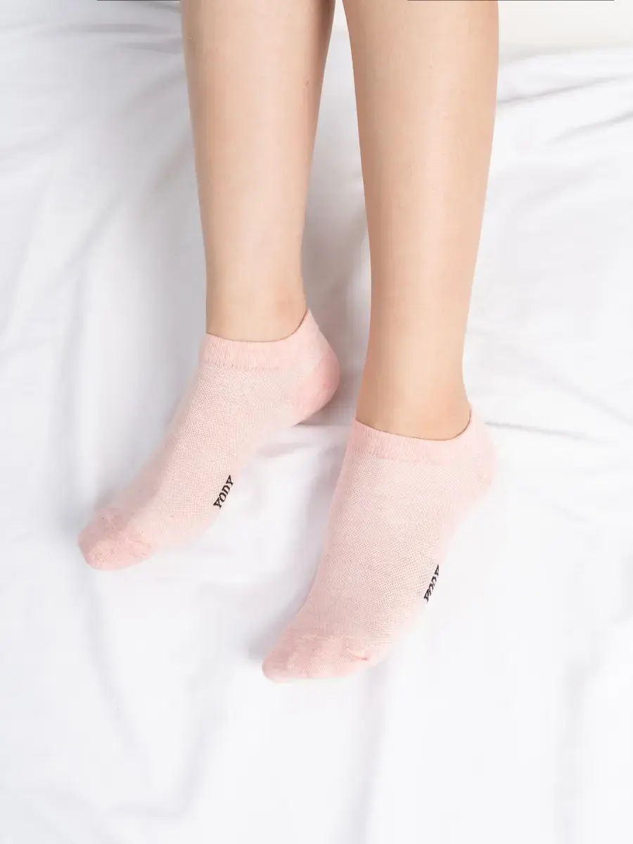 Combo tất nữ cổ ngắn lưới tràn thân - Hồng