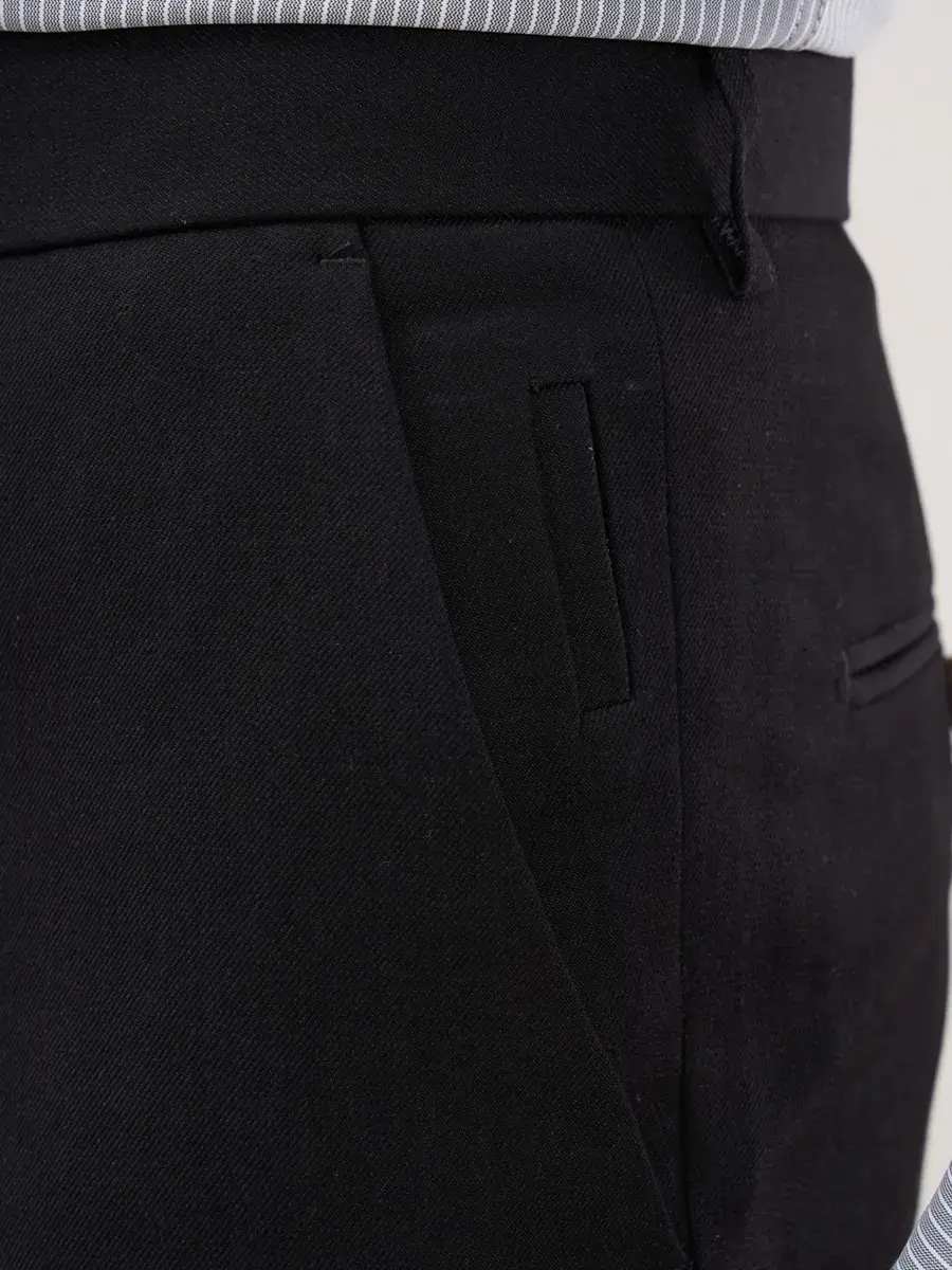 Quần âu nam classic bổ túi sườn - Đen - 2XL