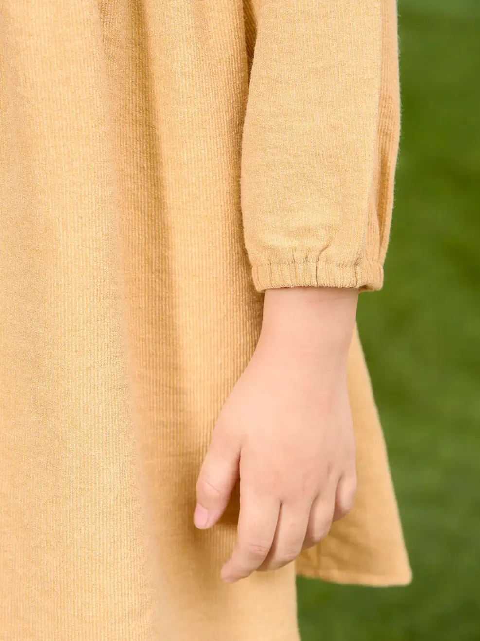 Váy trẻ em dáng xòe cổ bèo  - Vàng