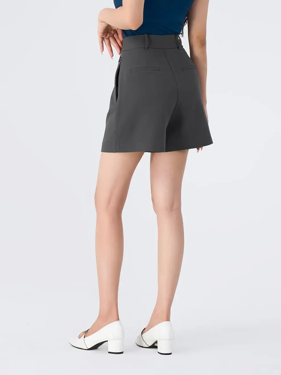 Quần Sooc Nữ Form Rộng - Ghi Đậm - S