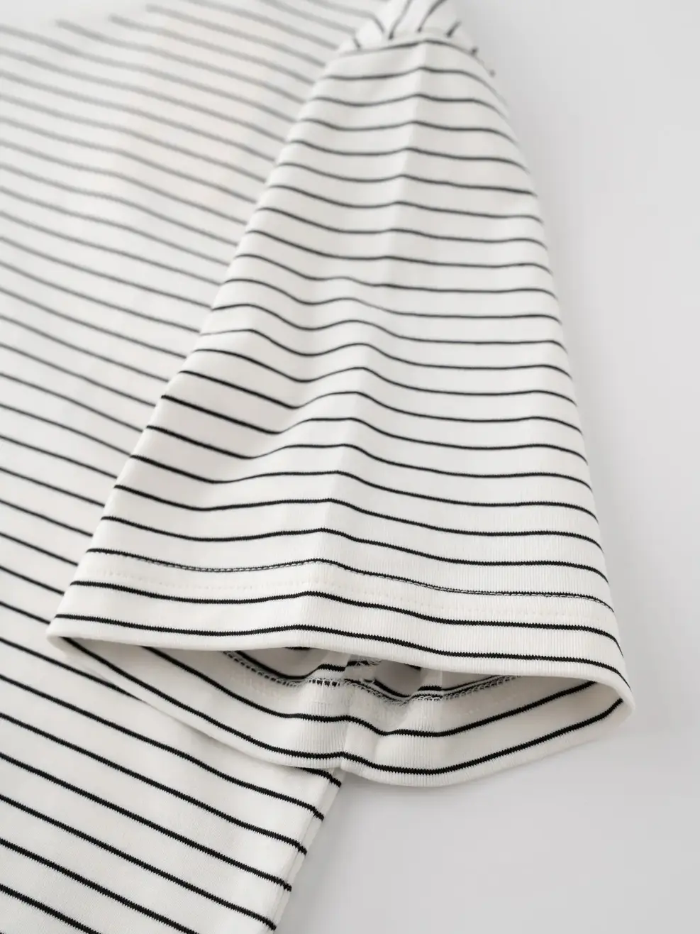 Áo Phông Nam Regular Họa Tiết Kẻ - TRẮNG KẺ 1 - M