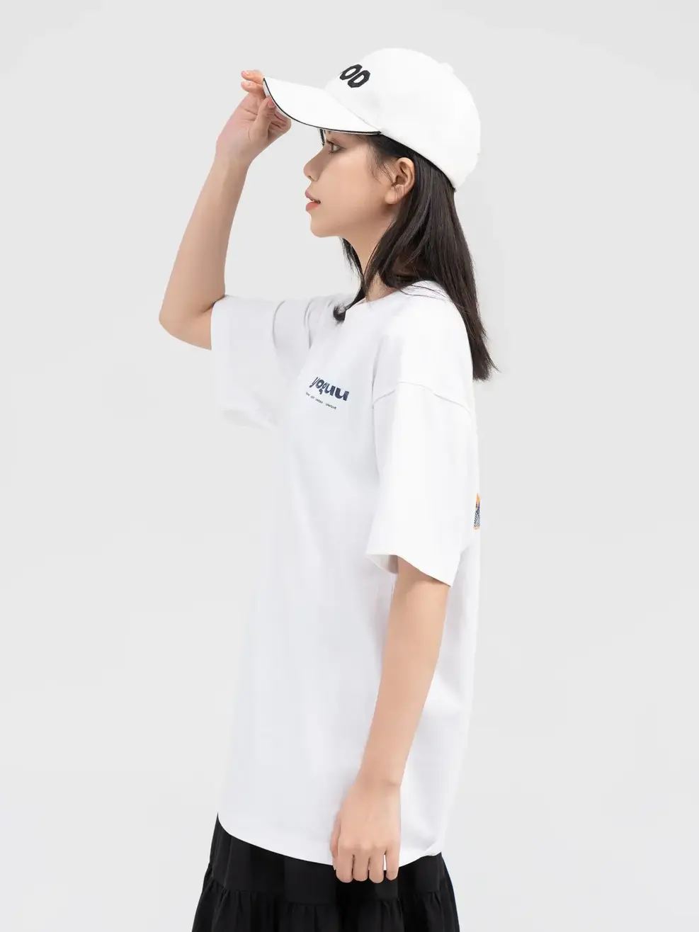 Áo T-shirt Yoguu Sticker - Trắng - 1
