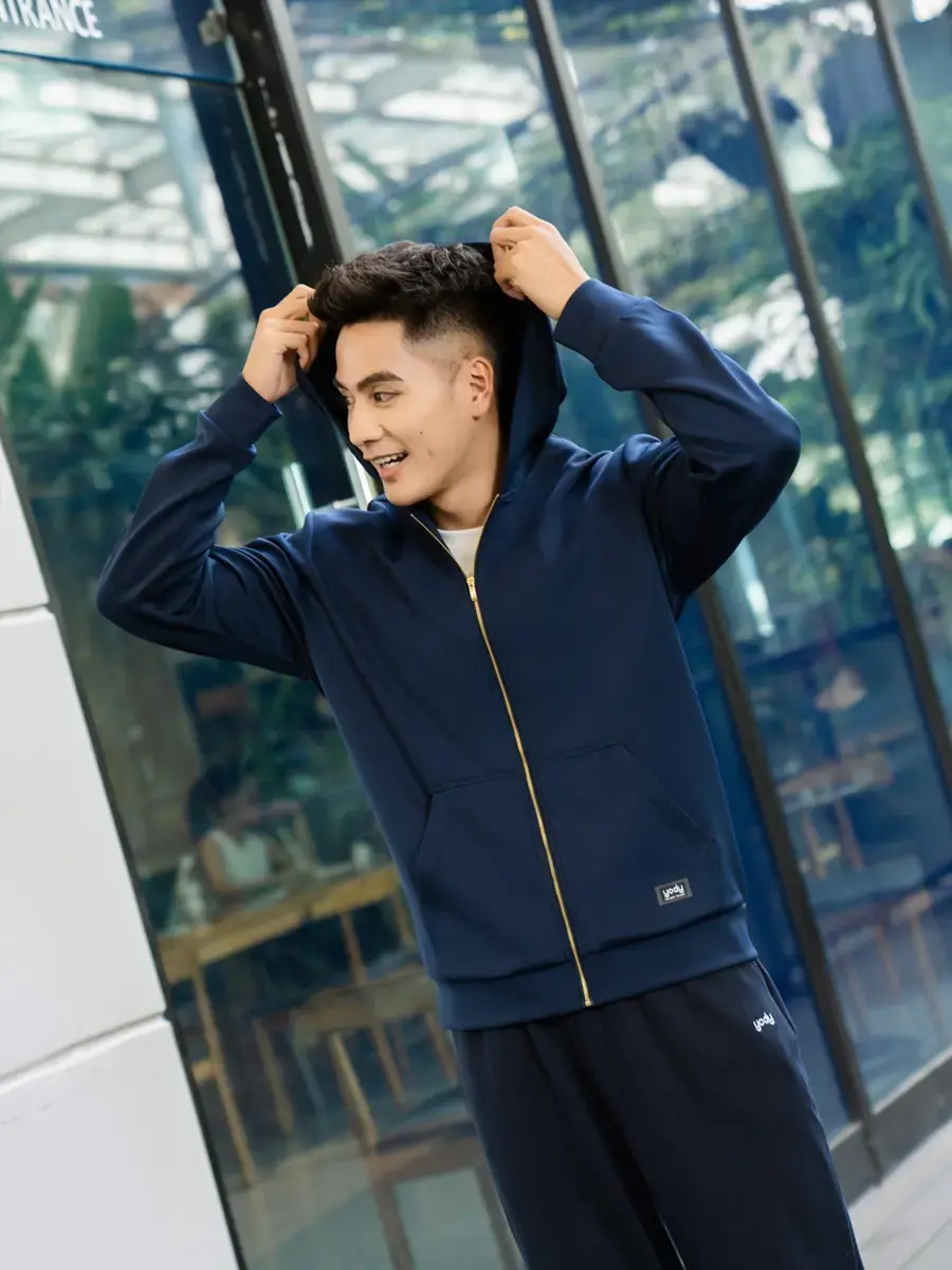 Áo Khoác Thể Thao Nam Có Mũ - Cổ vịt - L