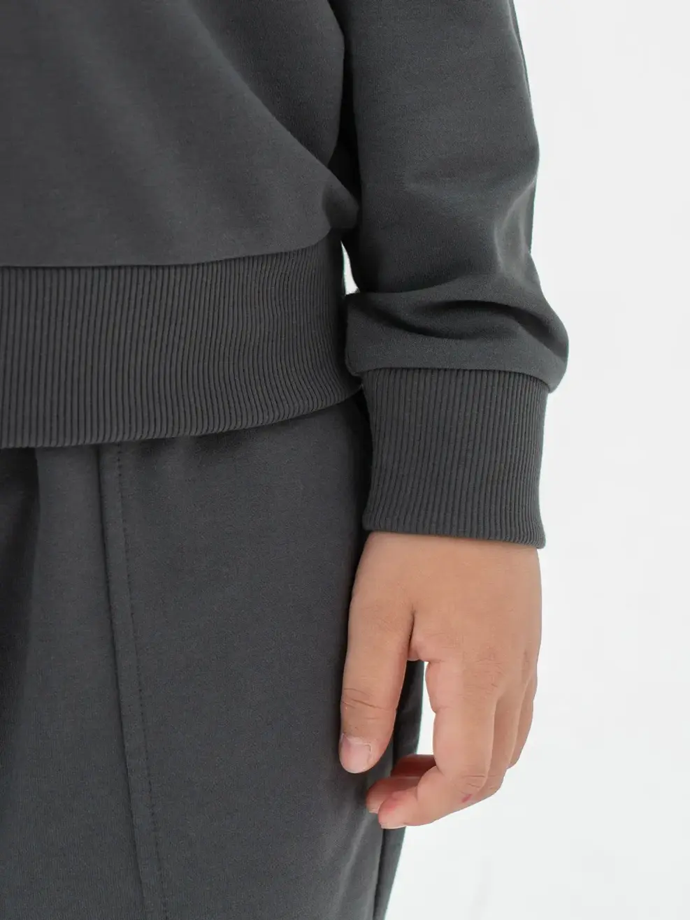 Bộ Đồ Thu Đông Kid Cổ Bo Tim - Ghi Đậm - 2