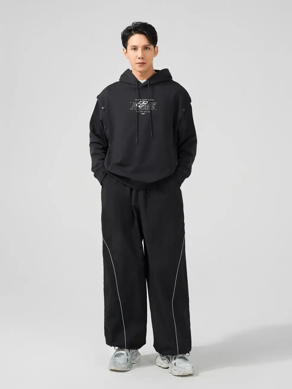 Áo Hoodie Yoguu Tay Tháo Rời - Đen - 0