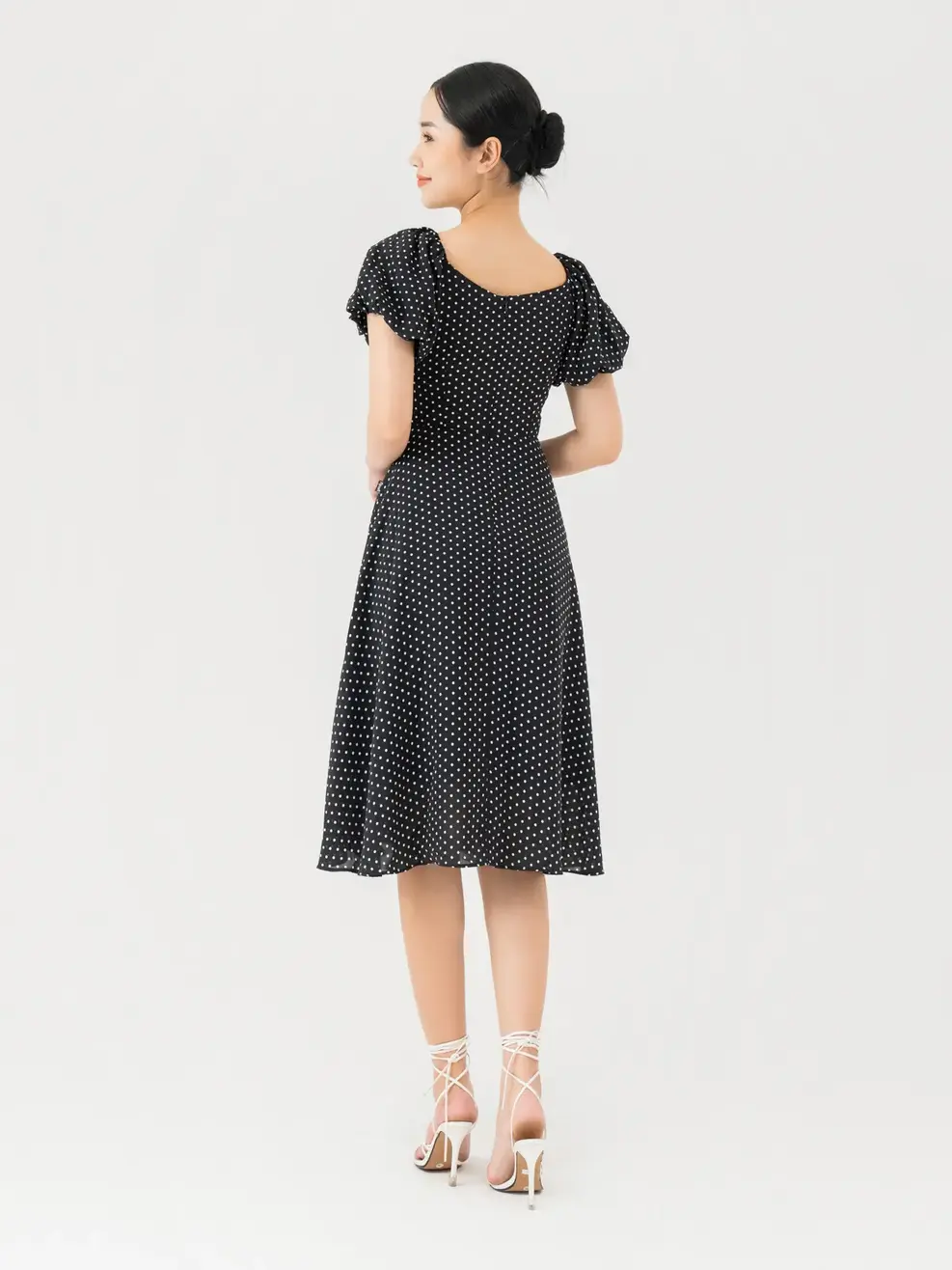 Váy Nữ Tay Raglan Bồng 2 Lớp - Đen - S