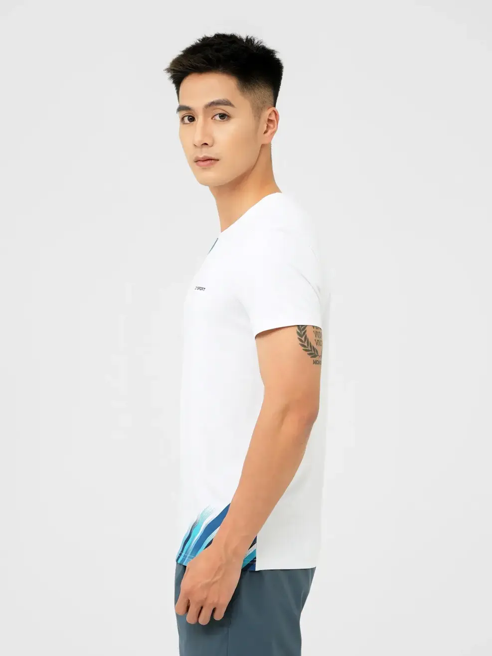 T-shirt Thể Thao Nam Hoạ Tiết Tràn Thân - Trắng - M