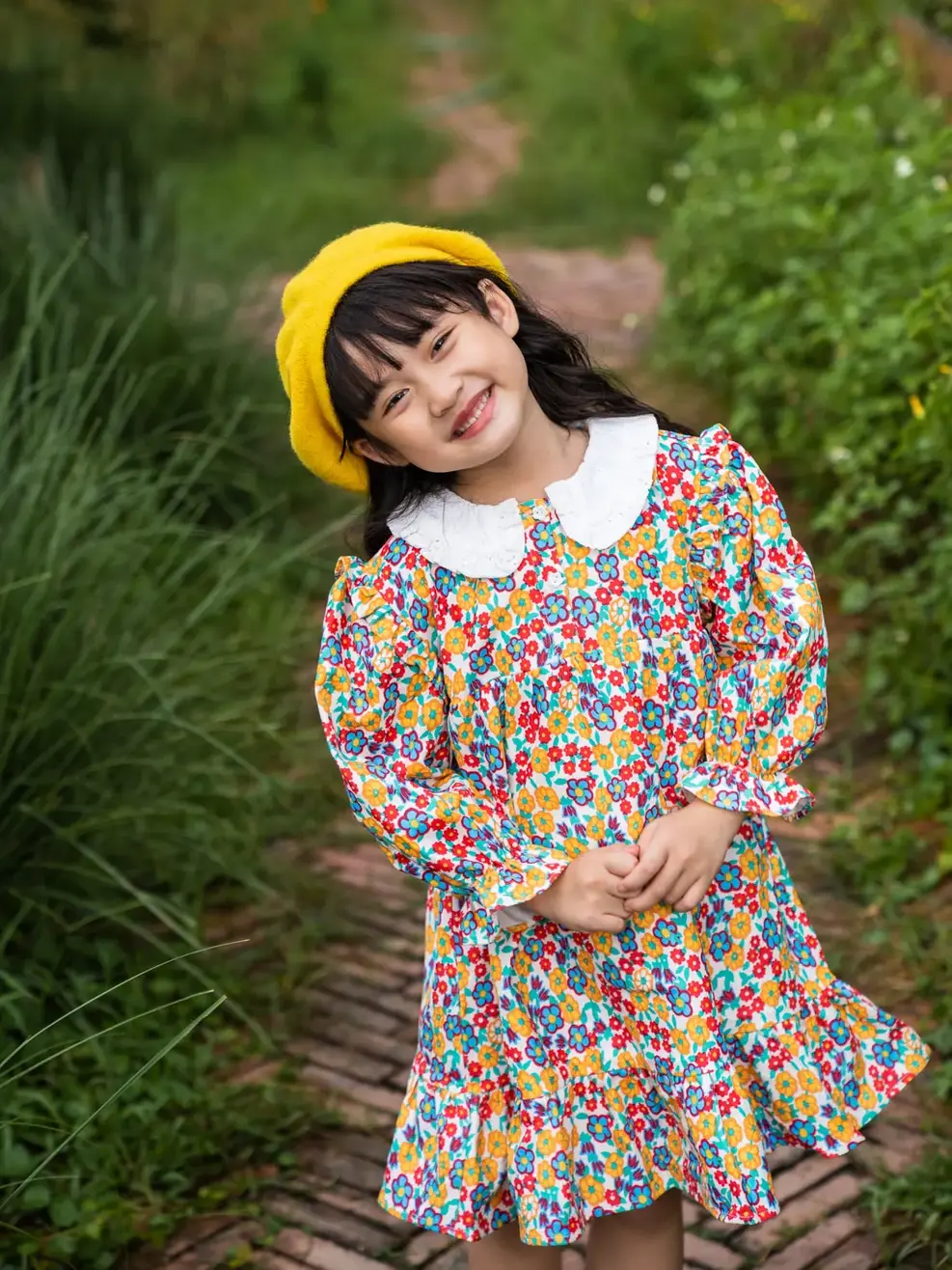 Đầm bé gái cổ bèo - Hoa Vàng