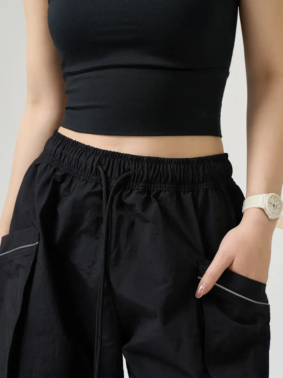 Quần Shorts Gió Lé Túi - Đen 001 - S