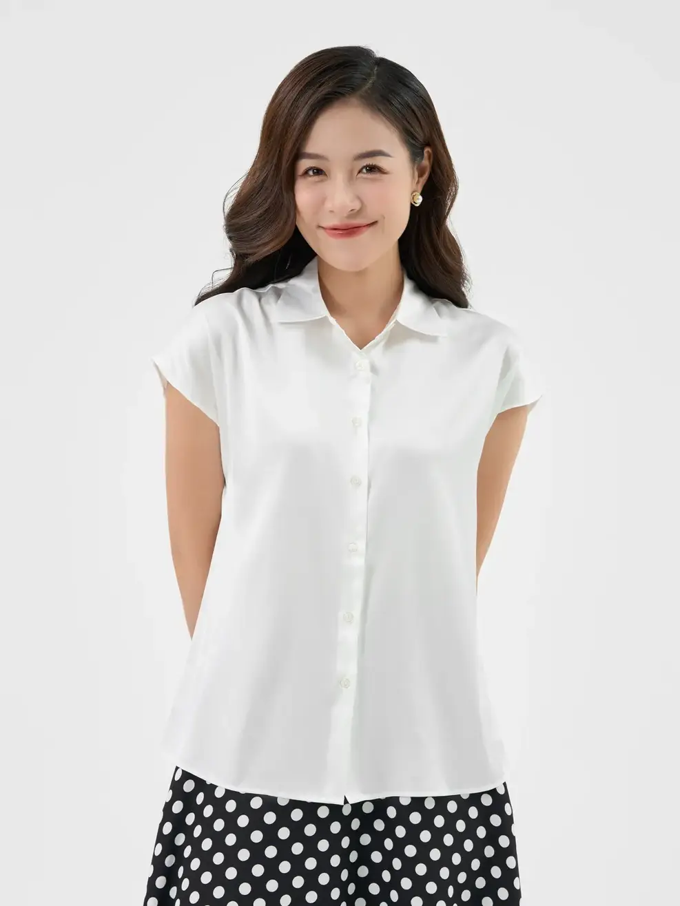 Sơ Mi Cộc Tay Nữ Vai Chờm Cổ Đức - Trắng - S