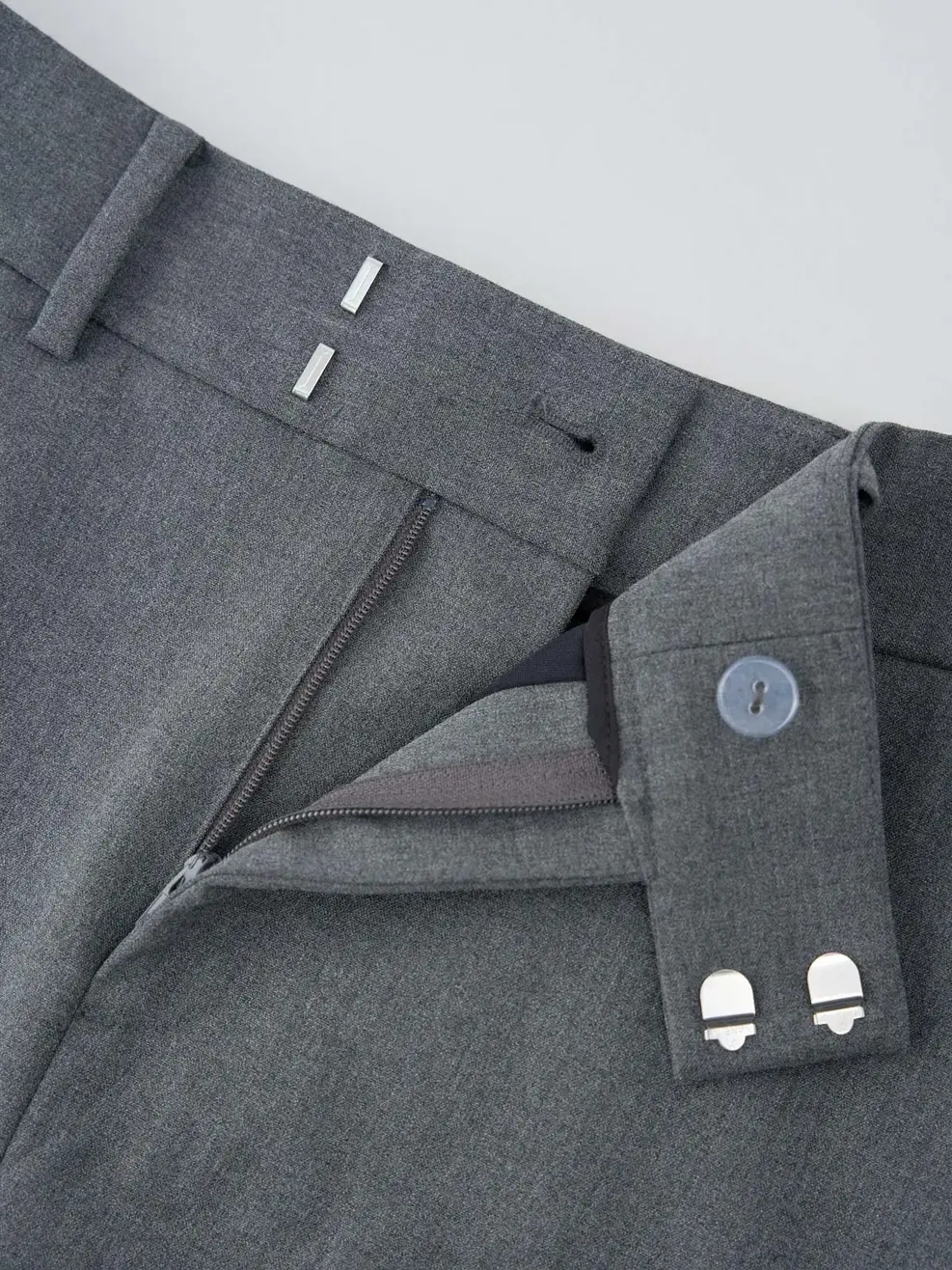 Chân Váy Nữ Dáng A Moi Mở - Ghi Đậm - S