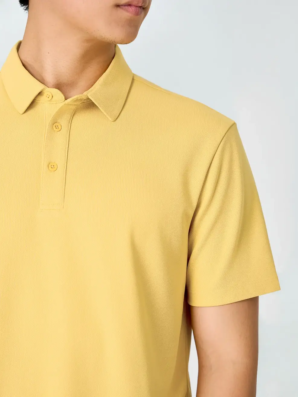 Áo Polo Nam Regular Cổ Ép Có Xẻ Tà -  Vàng 064 - S