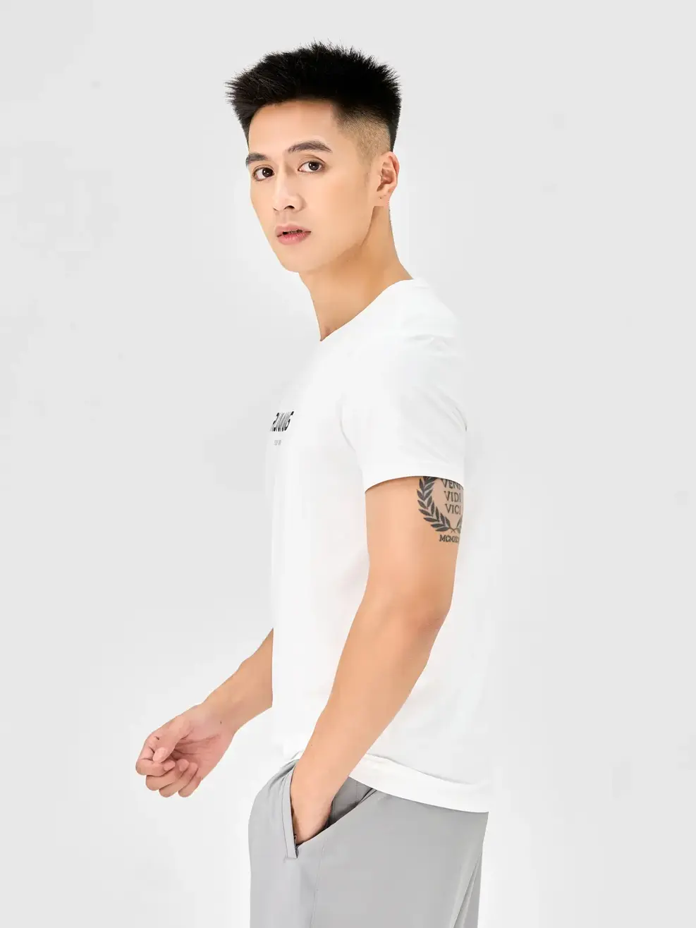 T-shirt Thể Thao Nam In Running - Trắng - M