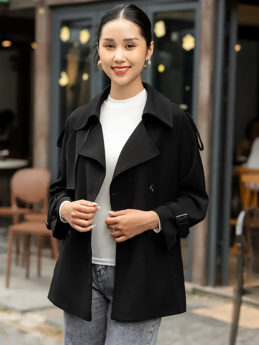 Áo Khoác Ngắn Cá Vai - Đen - S