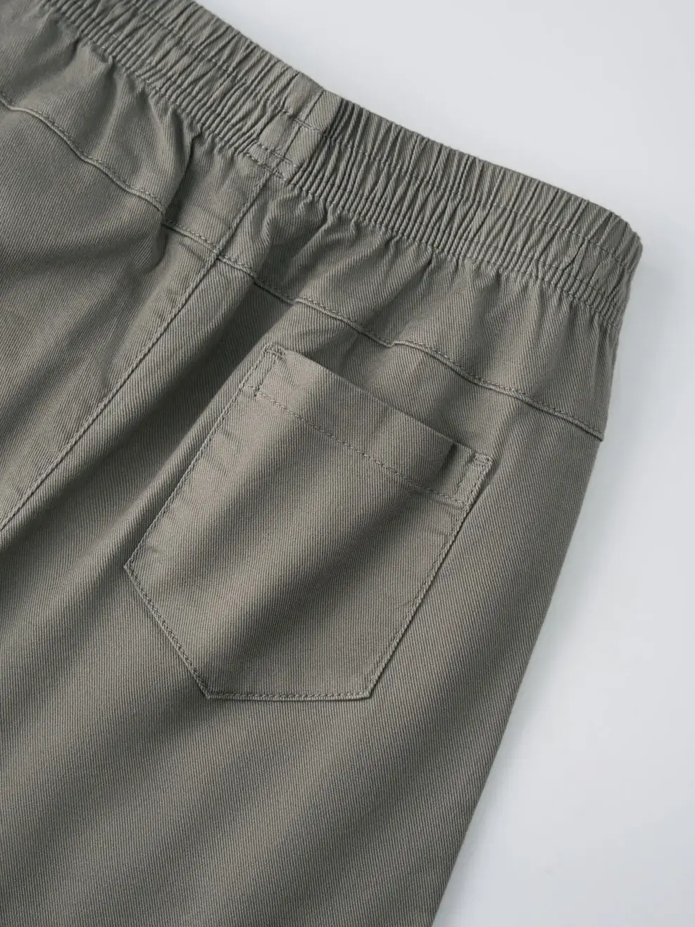 Quần Shorts Kaki Bé Trai Túi Hậu Ốp - Xám 014 - 10-11