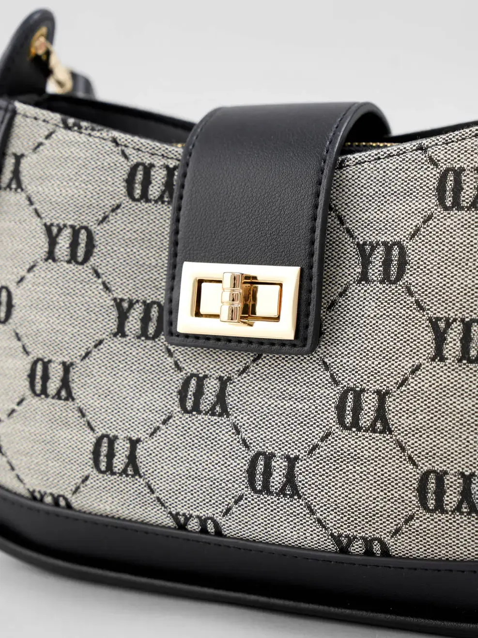 Túi Nữ Đeo Vai Phối Họa Tiết Dệt - Đen - F