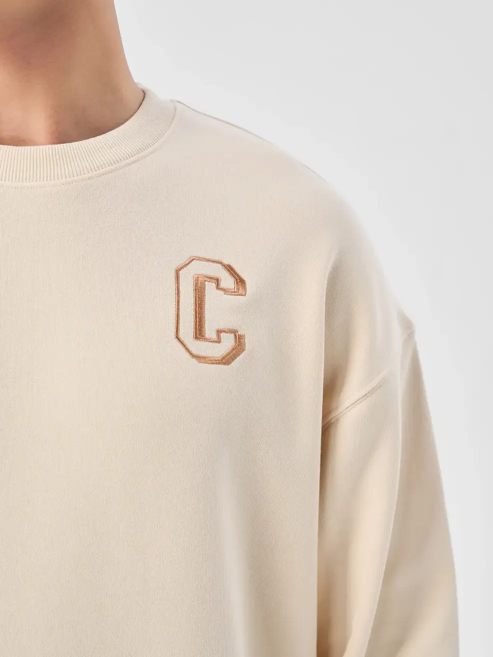 Áo Yoguu Dài Tay Thêu Ngực Chữ C - Be - 1