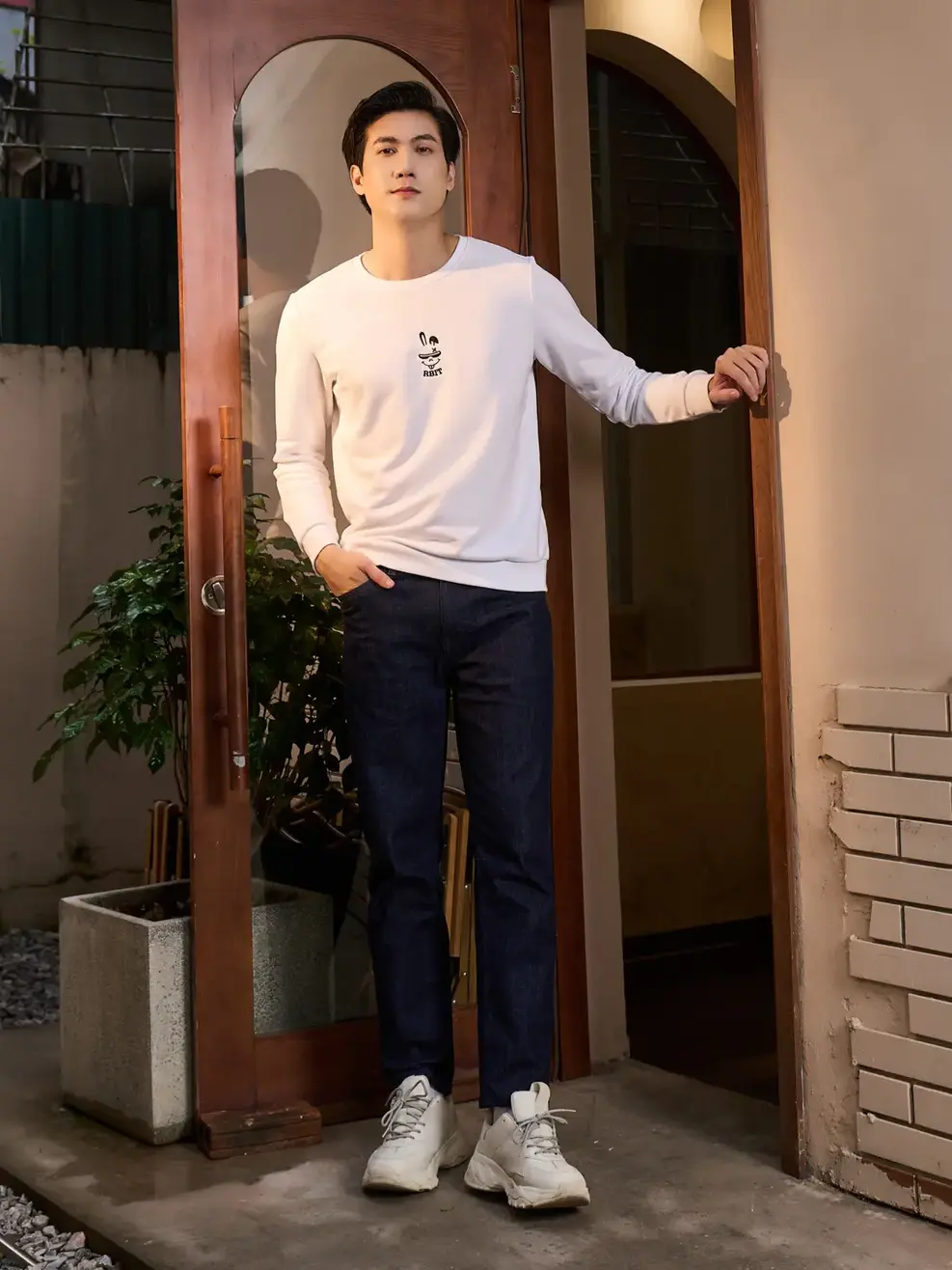 Áo gia đình thêu thỏ - Trắng - M