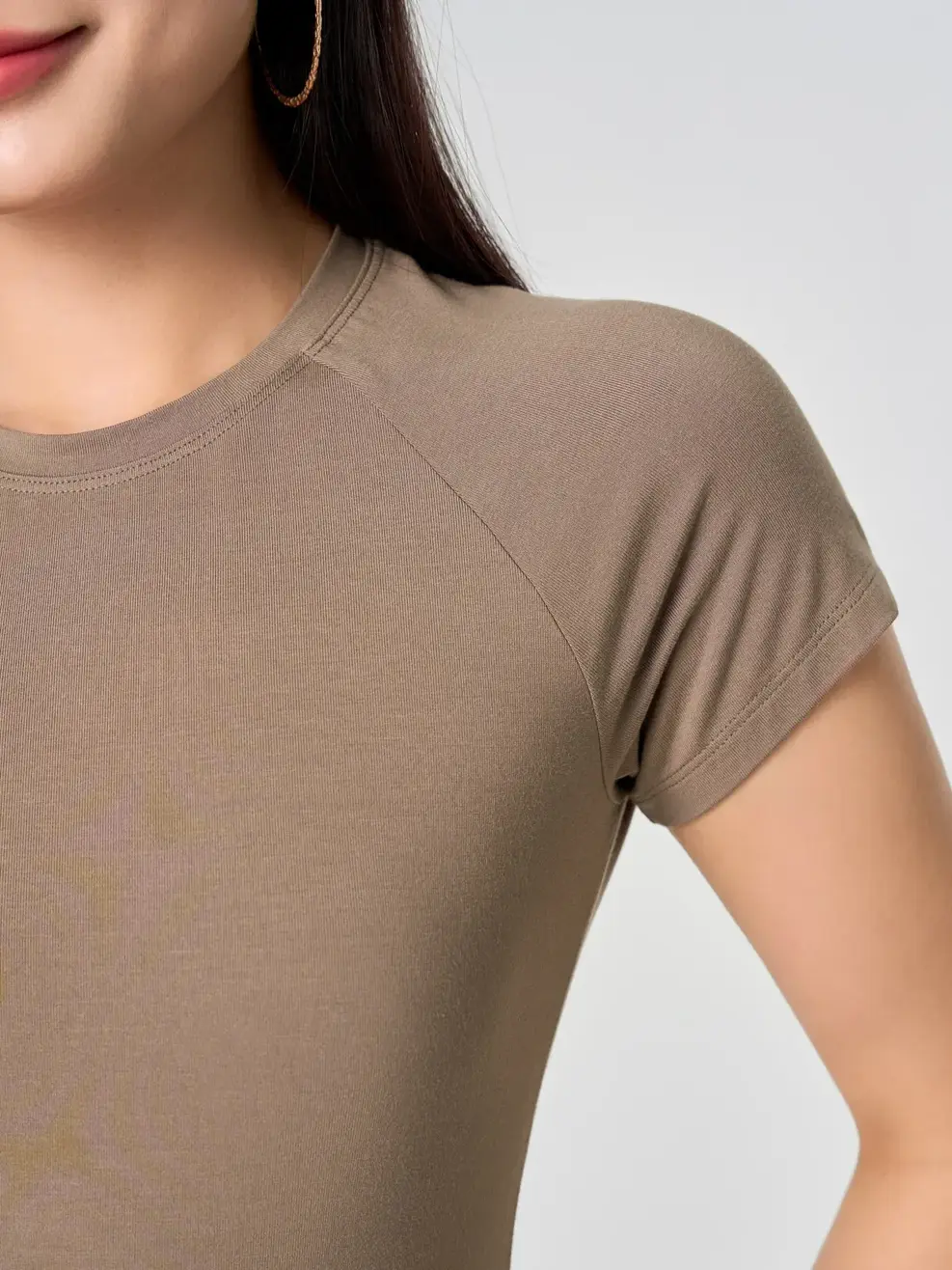 Áo Phông Nữ Tay Raglange Diễu Chỉ - Nâu 077 - S