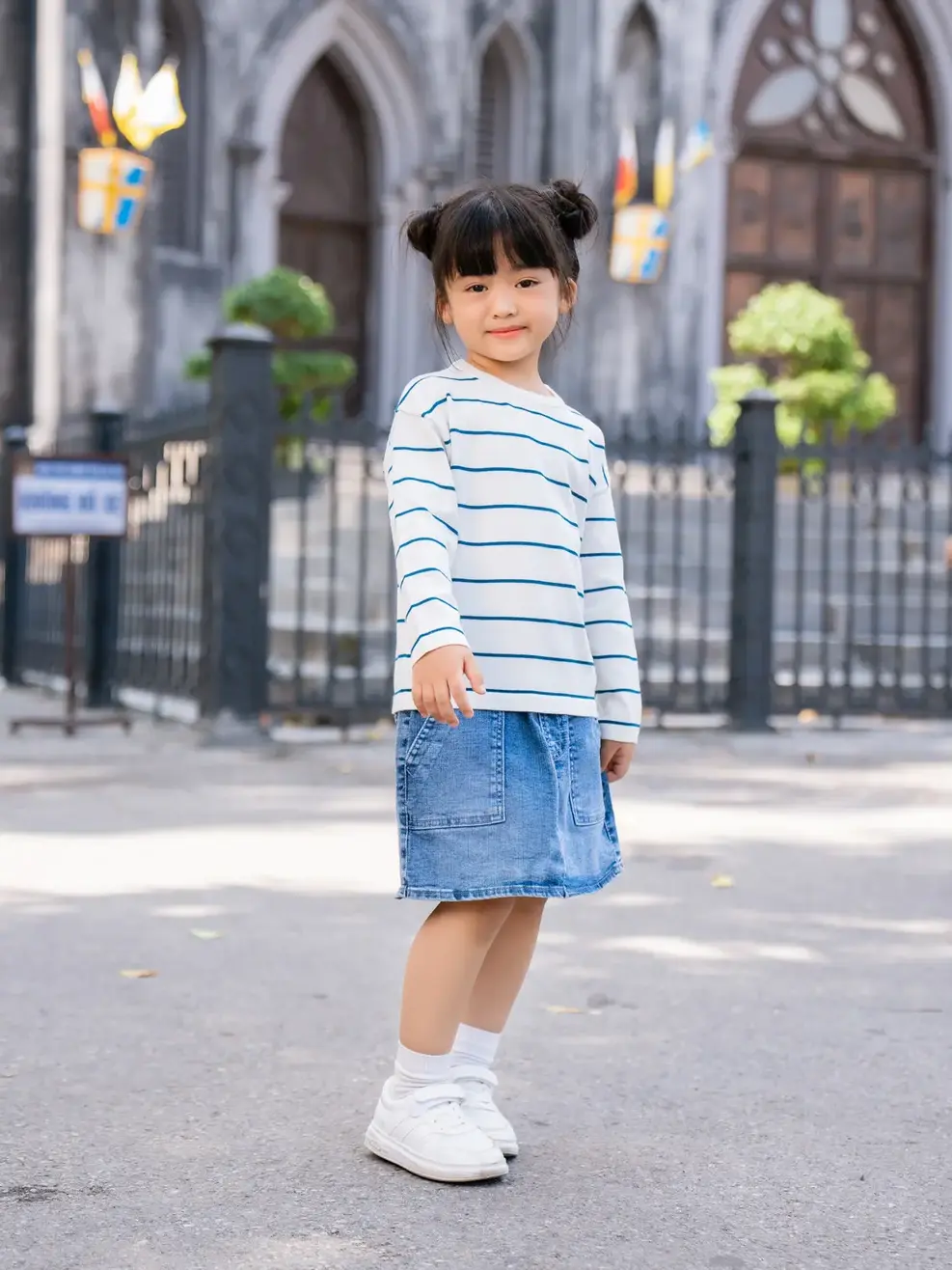 Áo len Kid bé gia đình dệt kẻ - Trắng kẻ xanh - 2
