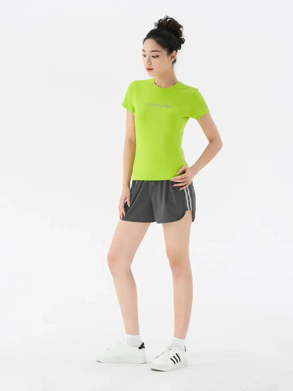 T-shirt Thể Thao Nữ Siệu Nhẹ In Limitless - Xanh Lá - S