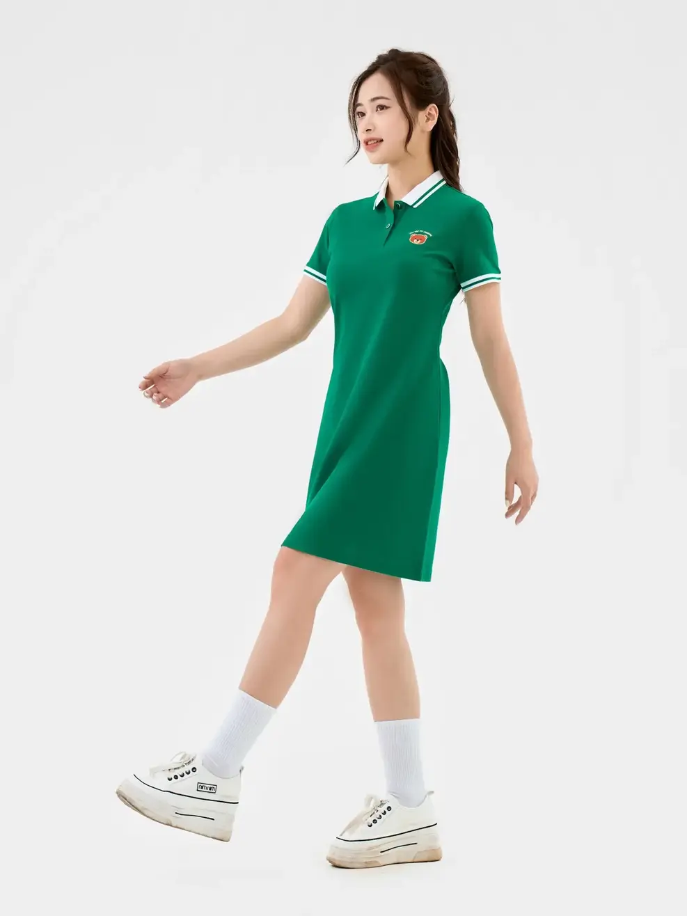 Đầm Polo Nữ Sorona Thêu Gấu - Xanh Lá - S