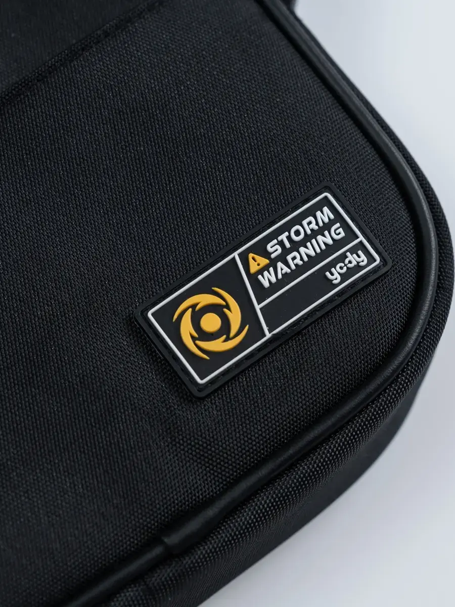 Túi unisex chống nước phối da - Đen