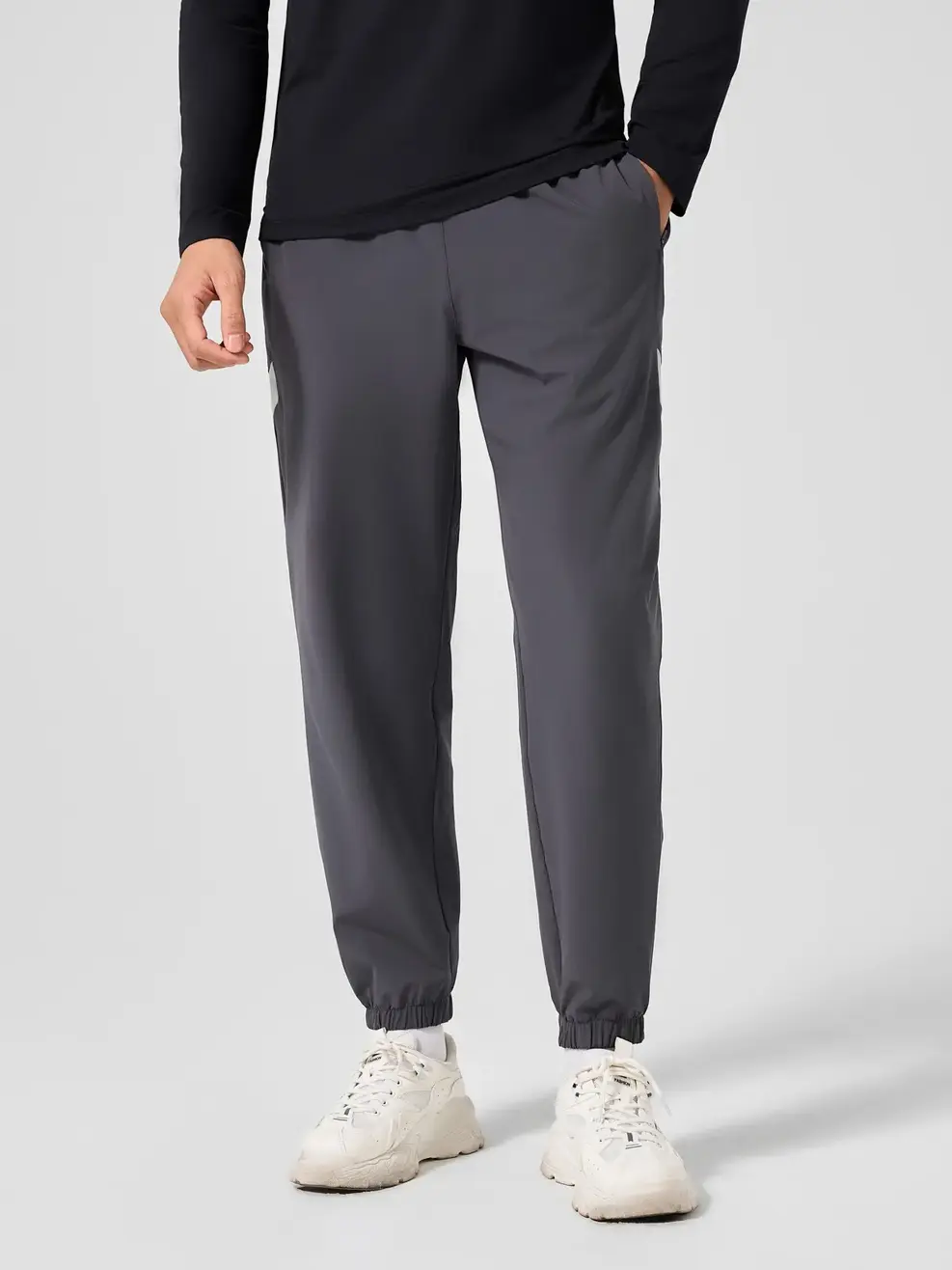 QUẦN GIÓ THỂ THAO NAM TÚI SAU - Ghi - 29