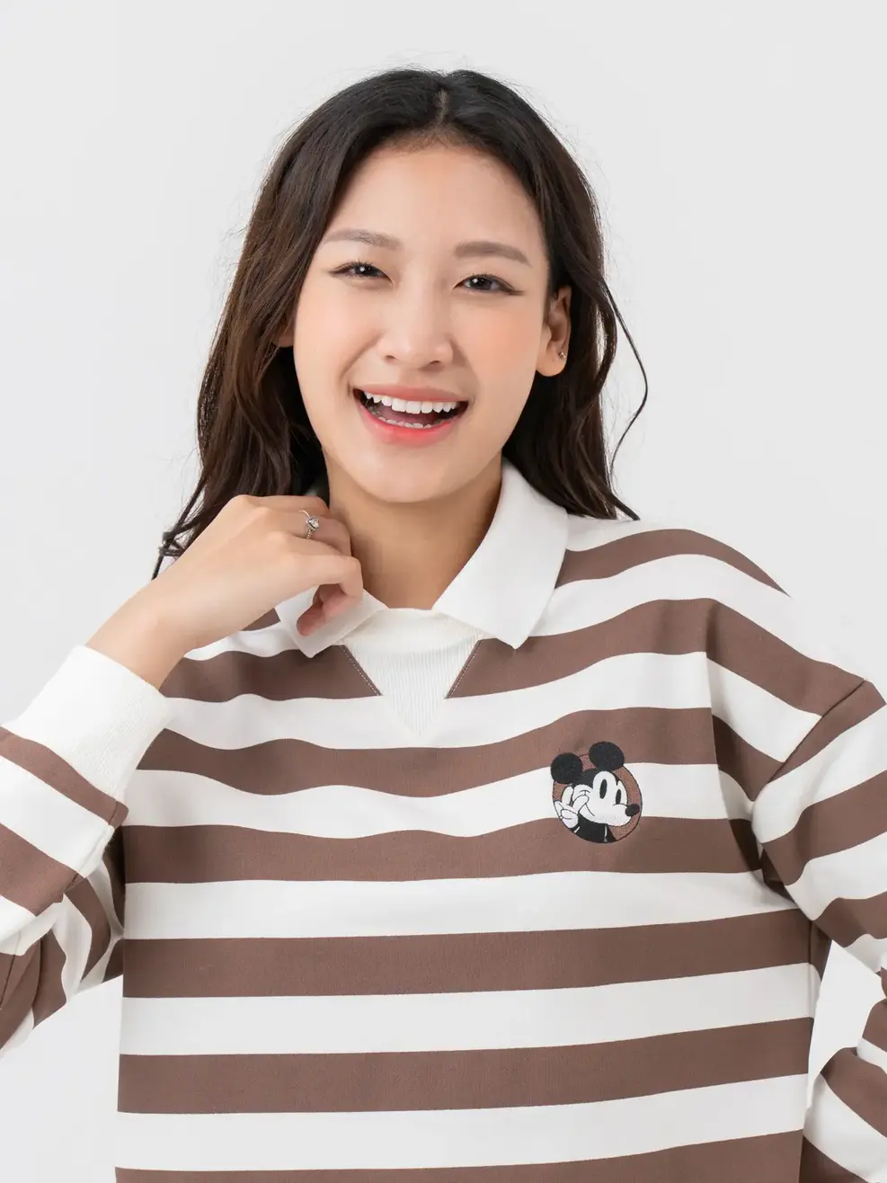 Áo Thu Đông Nữ Mickey Phối Kẻ - Kẻ trắng nâu - S