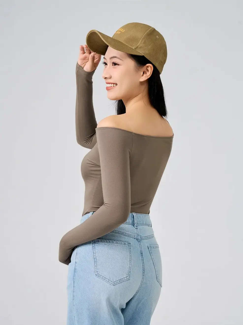 Áo Thu Đông Nữ Trễ Vai - Nâu - S