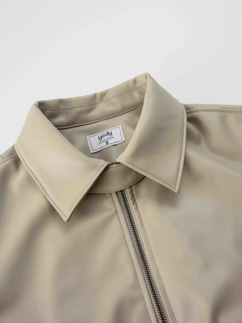 Khoác Ngắn Nữ Bomber Da Chun Gấu - Nâu - S