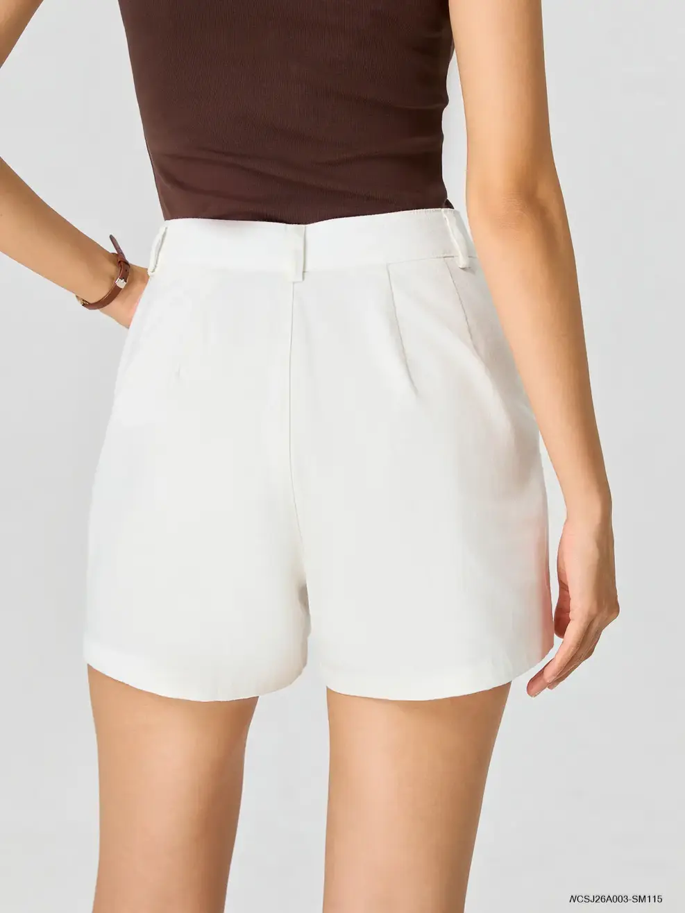 Quần Shorts Nữ Khaki Regular Stretch - Trắng 071