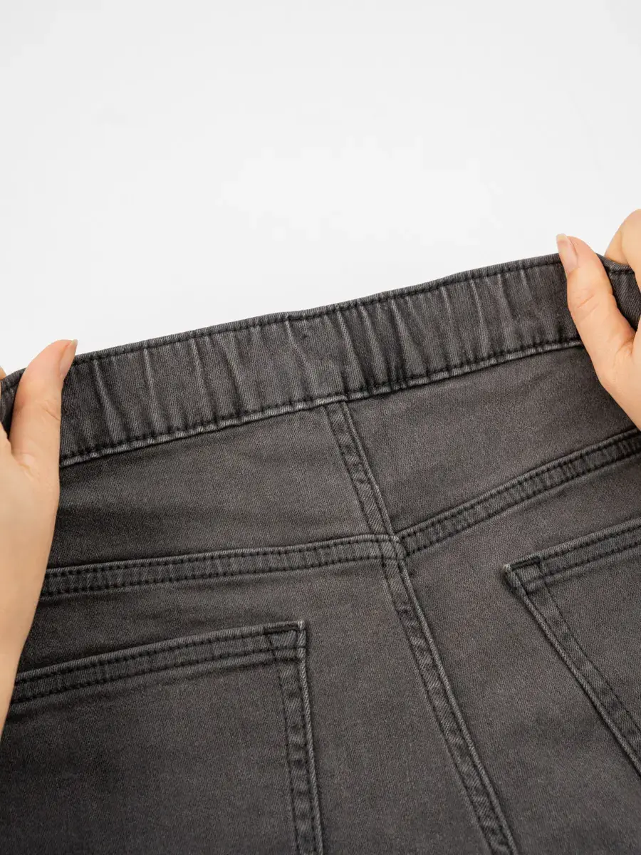 Quần Short Jeans Nam Regular Cạp Chun - Đen Khói - 28