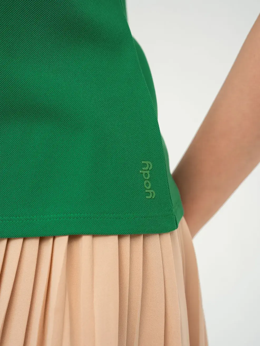 Polo Nữ Cafe Dệt Tổ Ong Basic - Xanh Lá - S