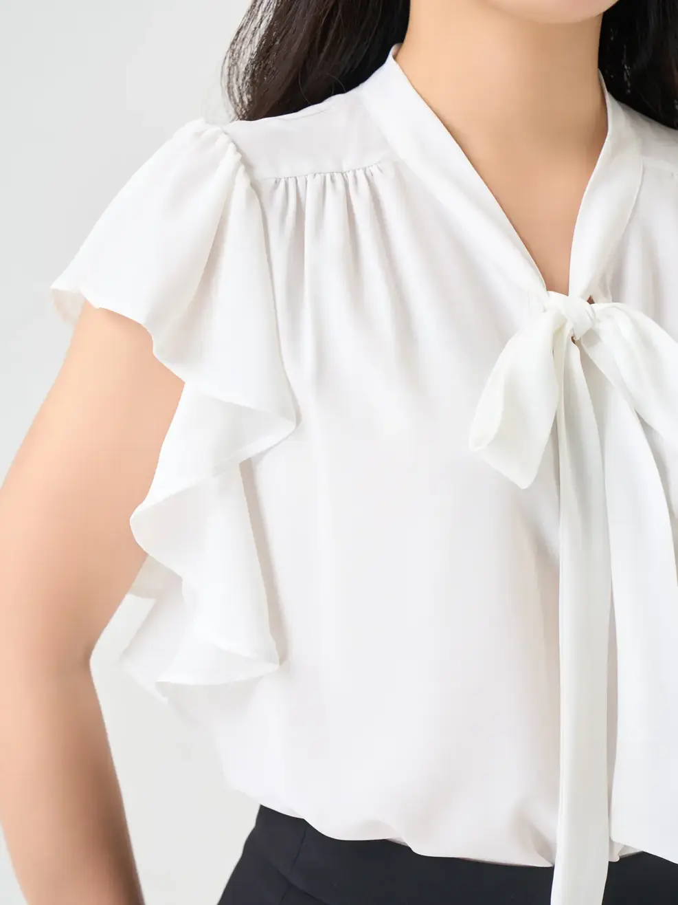 Sơ Mi Cộc Tay Nữ Bèo Tiên Cổ Nơ - Trắng - S