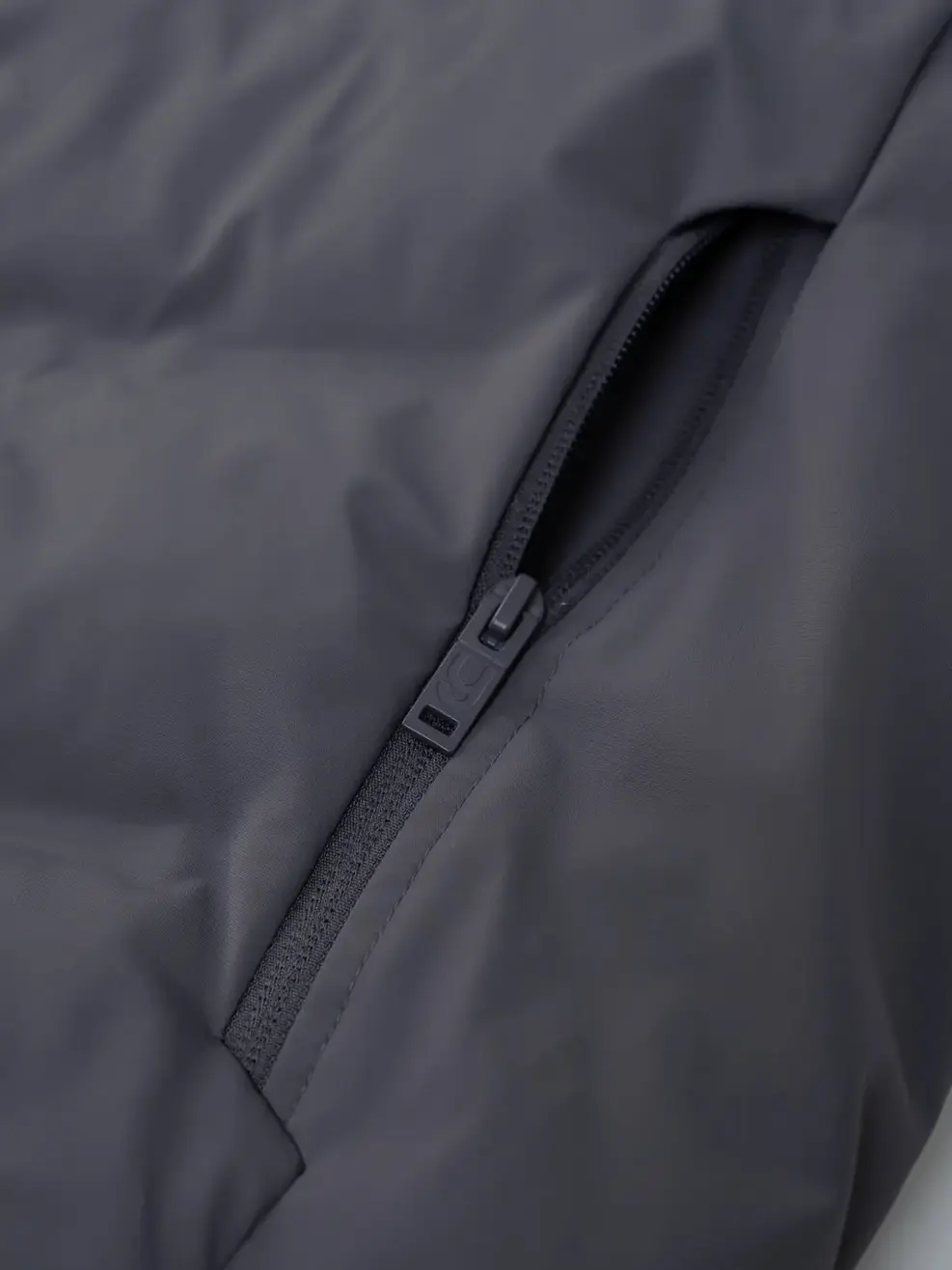 Phao Vip Nam Gile Ép Bonding - Ghi Đậm - M