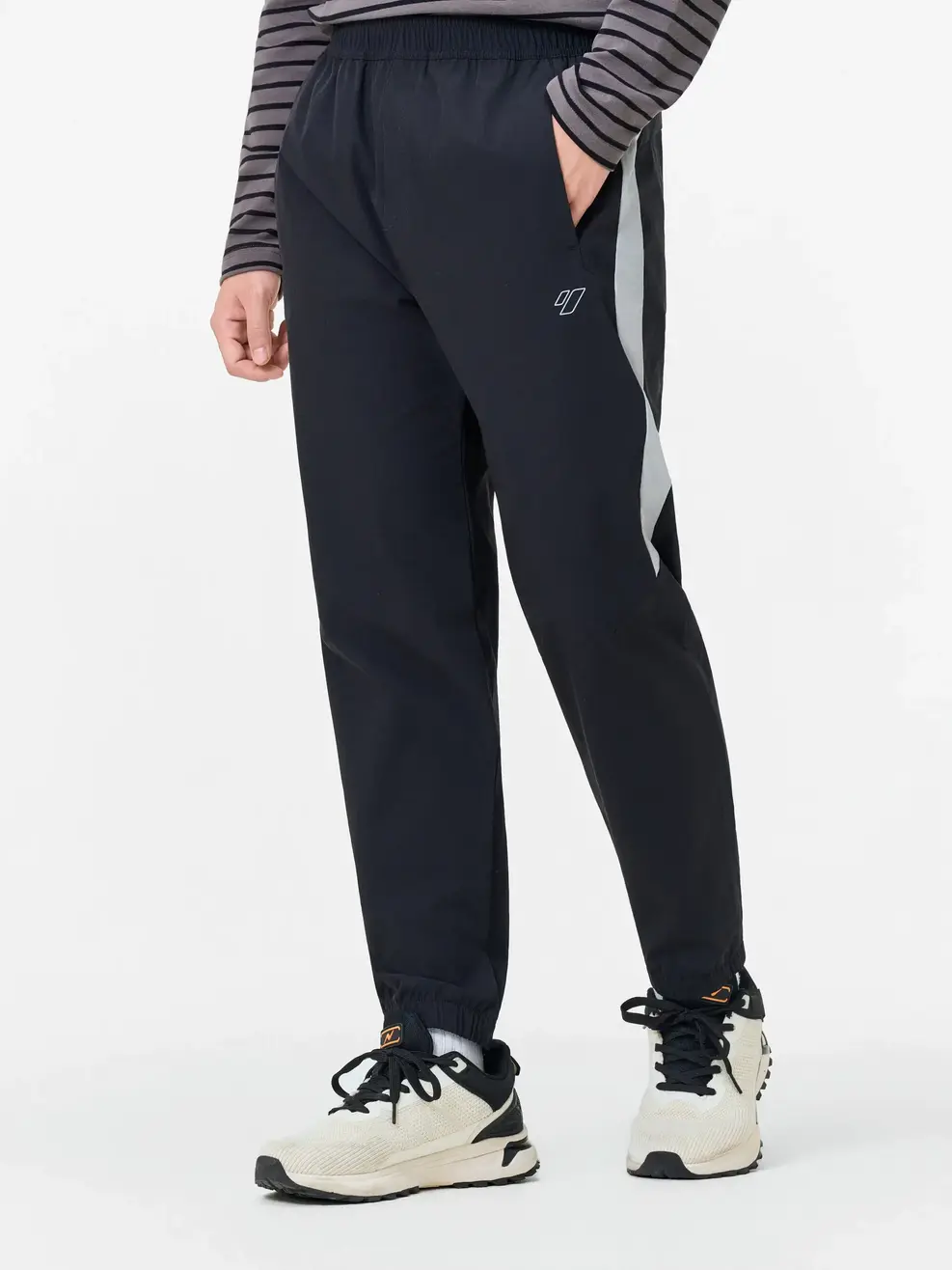 Quần Gió Thể Thao Jogger Phối Sườn - ĐEN 002 - 29